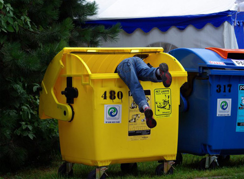 Stánek s recyklovanými odměnami