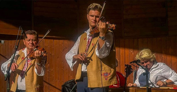 Cimbálová muzika Dušana Kotlára